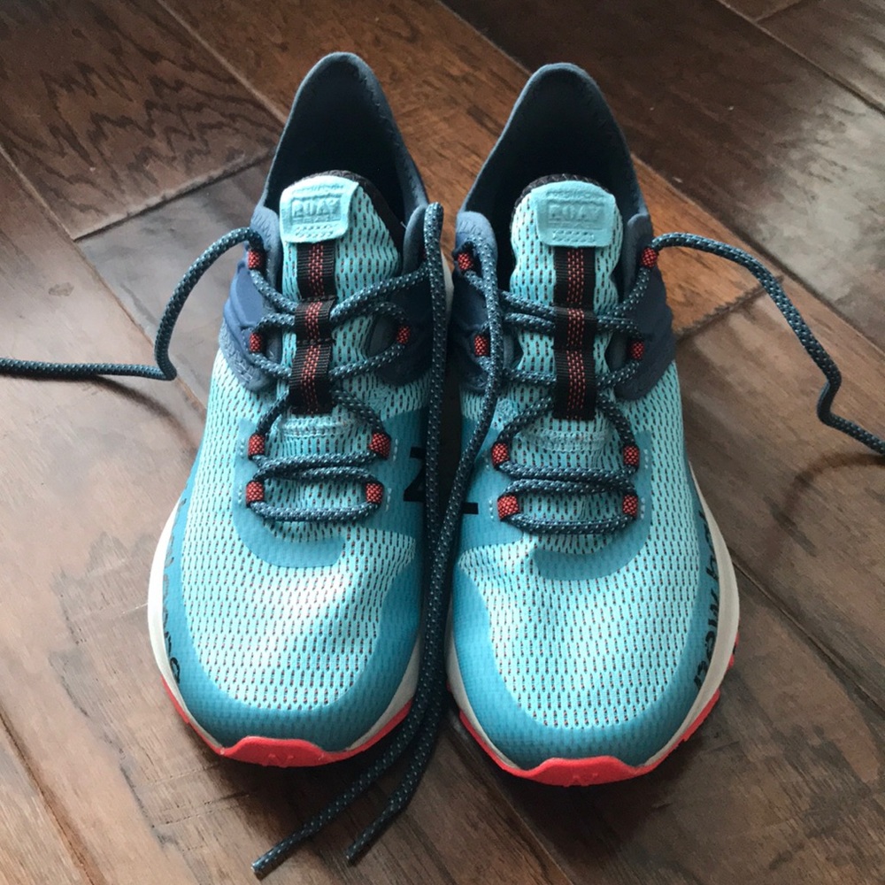 New Balance Fresh Foam Roav Trail Sneakers